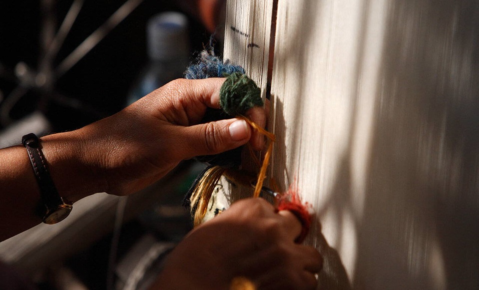 How Are Hand-Knotted Rugs Curated